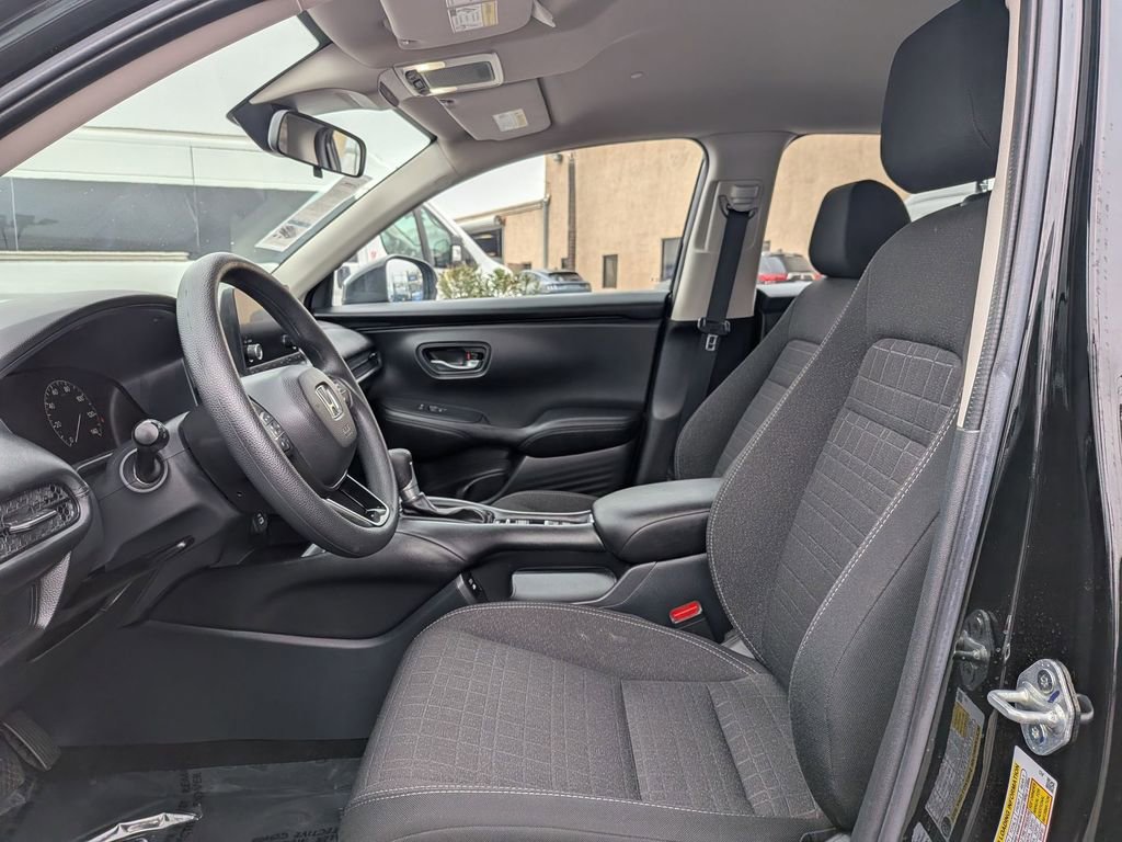 Used 2025 Honda HR-V LX image 15