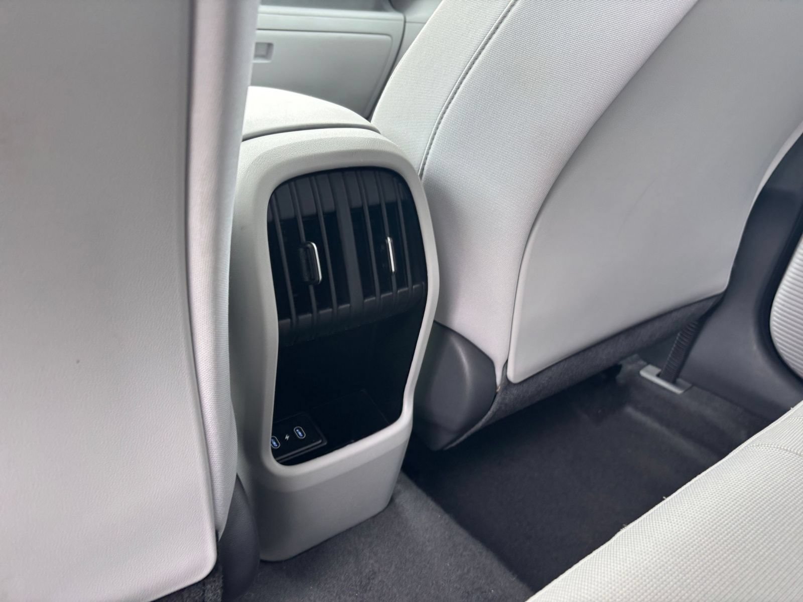 Used 2026 Hyundai Kona SEL Sport FWD image 25