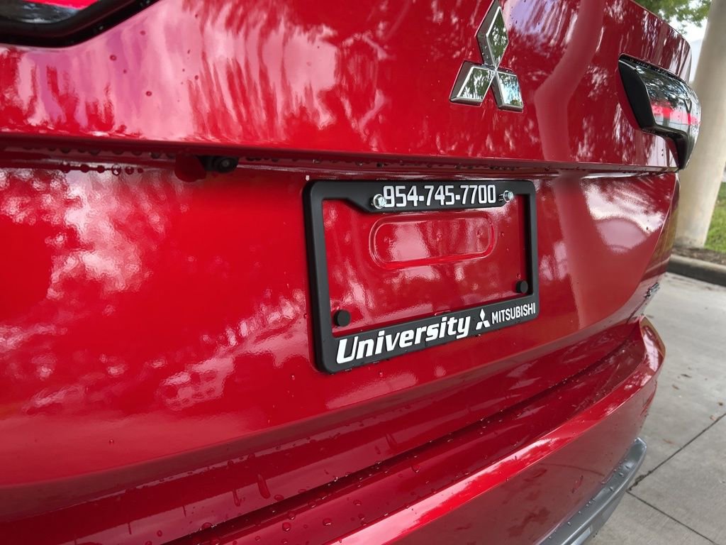 New 2025 Mitsubishi Outlander SEL image 19