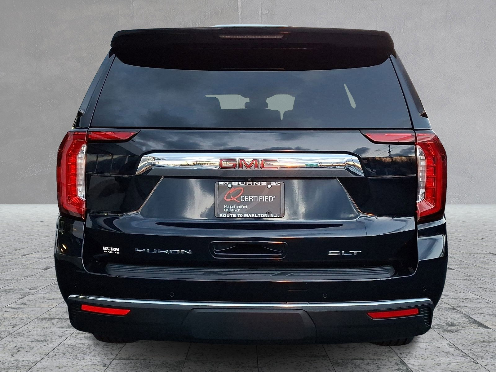 Certified 2023 GMC Yukon SLT w/ SLT Luxury Package image 9