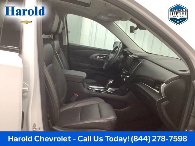Used 2021 Chevrolet Traverse RS image 12
