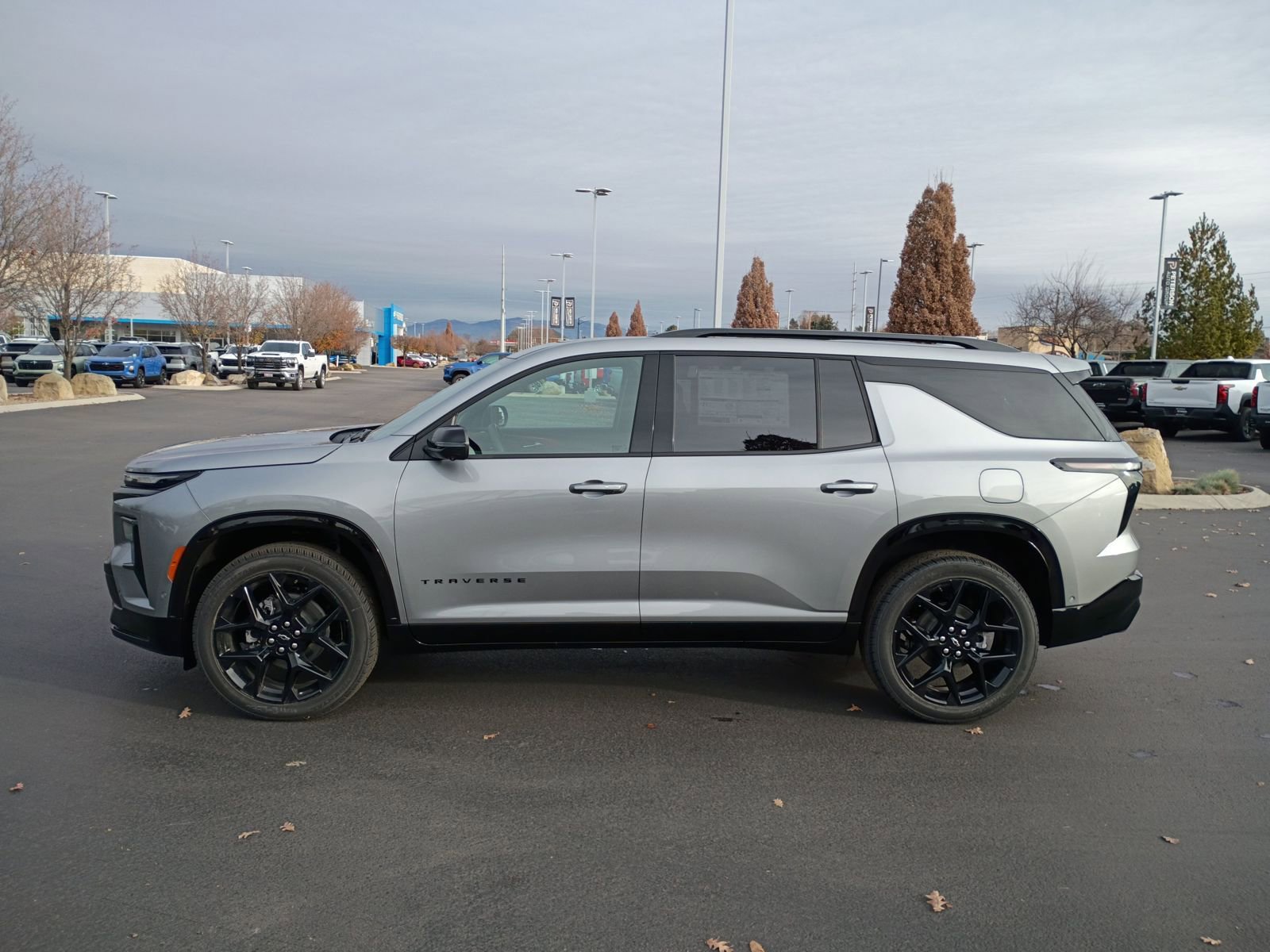 New 2026 Chevrolet Traverse RS image 13