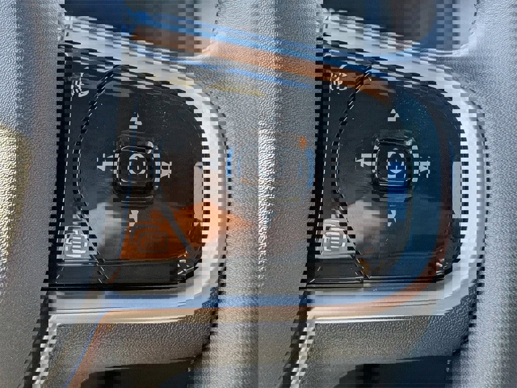 New 2026 Volvo XC90 B6 Plus w/ Protection Package Premier image 33