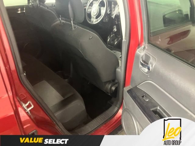 Used 2014 Jeep Patriot Sport w/ Power Value Group AWD/4WD image 18