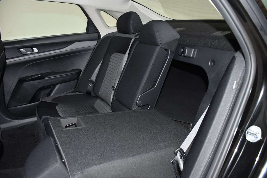 Certified 2025 Kia K5 LXS FWD image 28