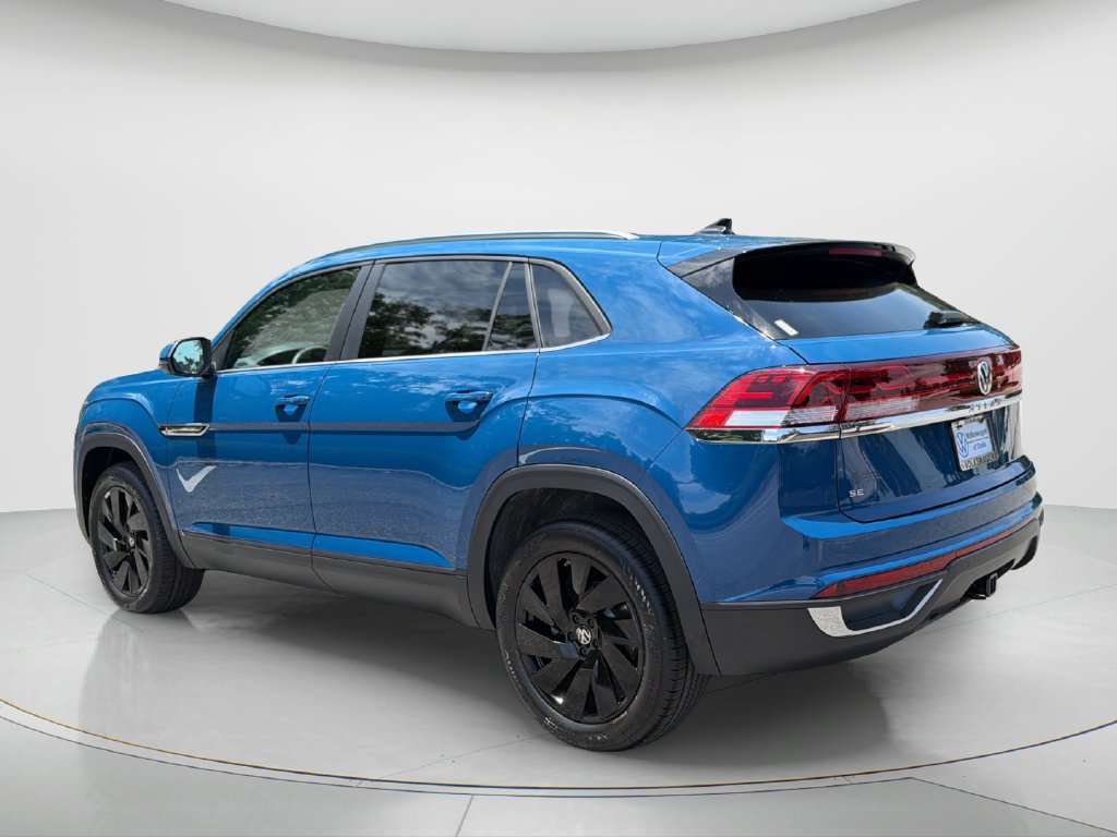 New 2026 Volkswagen Atlas Cross Sport SE FWD image 4