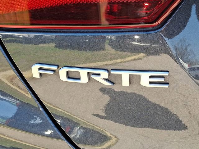 Certified 2023 Kia Forte LXS image 30
