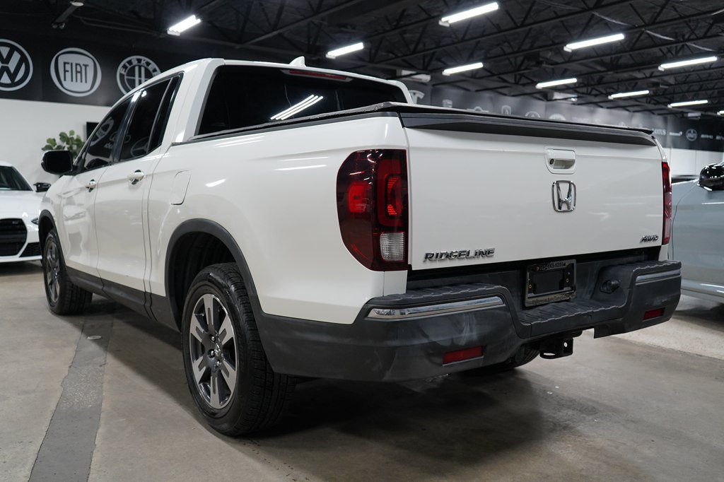 Used 2017 Honda Ridgeline RTL-T image 3