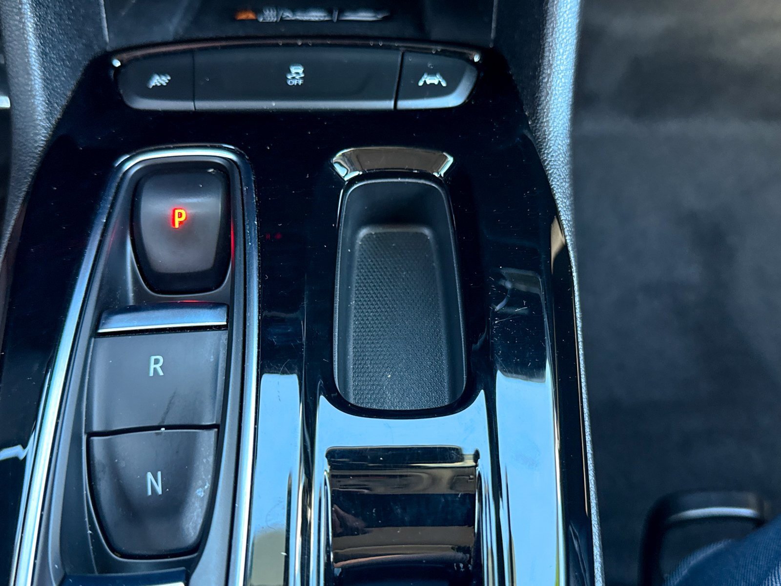 Used 2022 Chevrolet Bolt EUV Premier w/ Launch Edition image 42