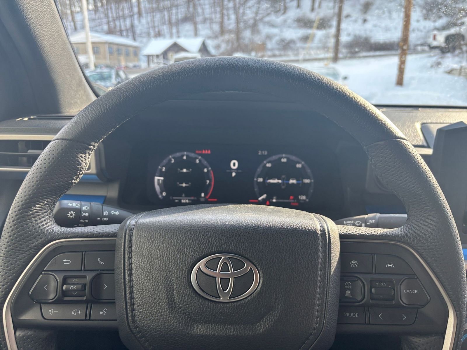 Used 2025 Toyota Tacoma TRD Off-Road image 27