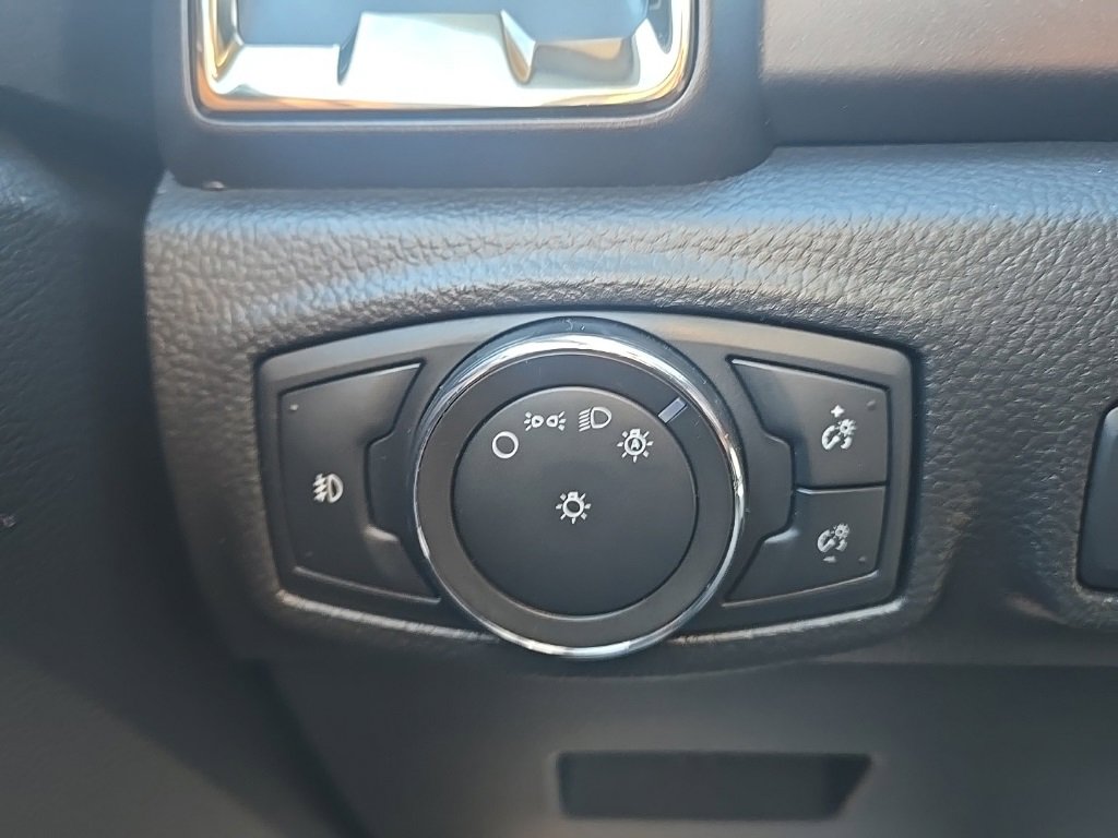 Used 2023 Ford Ranger Lariat w/ Tremor Off-Road Package image 16