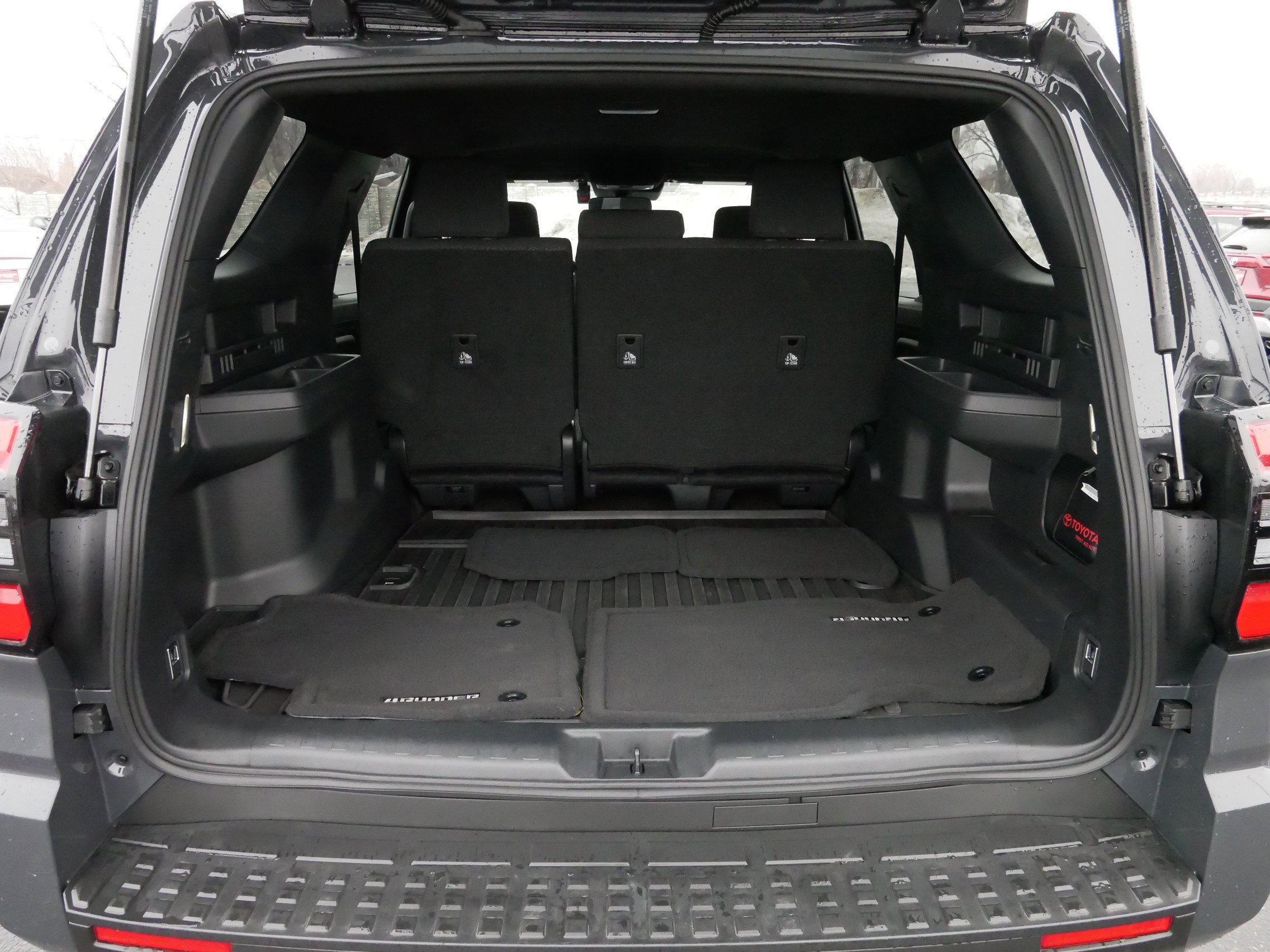 Certified 2025 Toyota 4Runner SR5 image 18