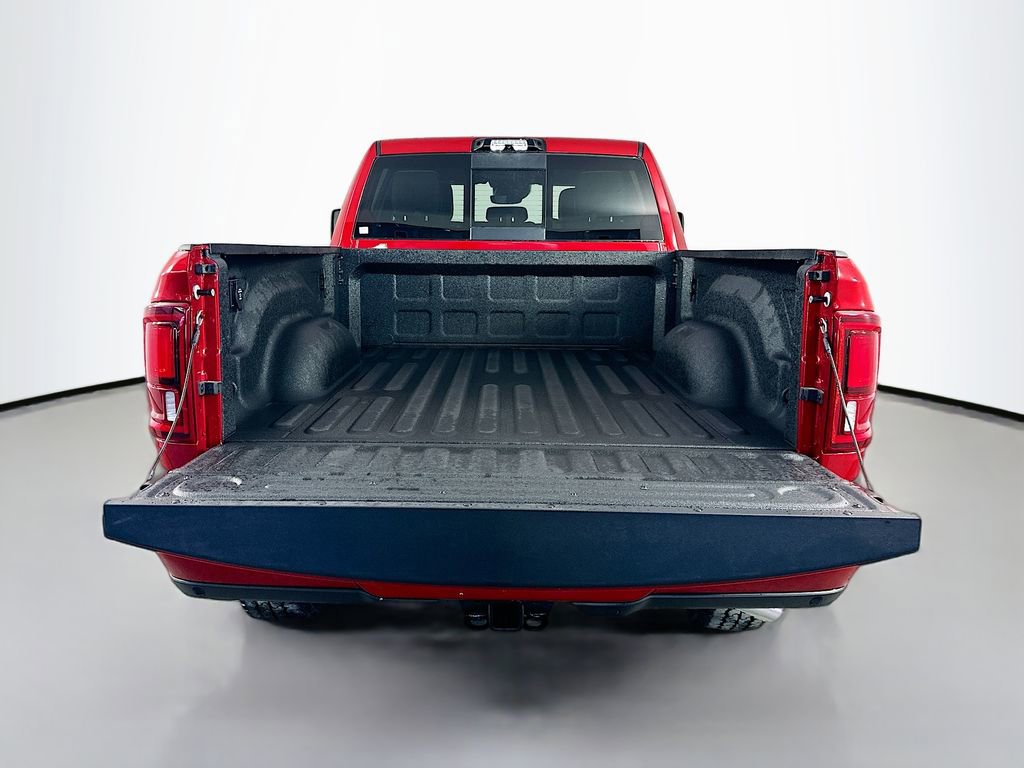 New 2026 RAM 2500 Laramie AWD/4WD image 15
