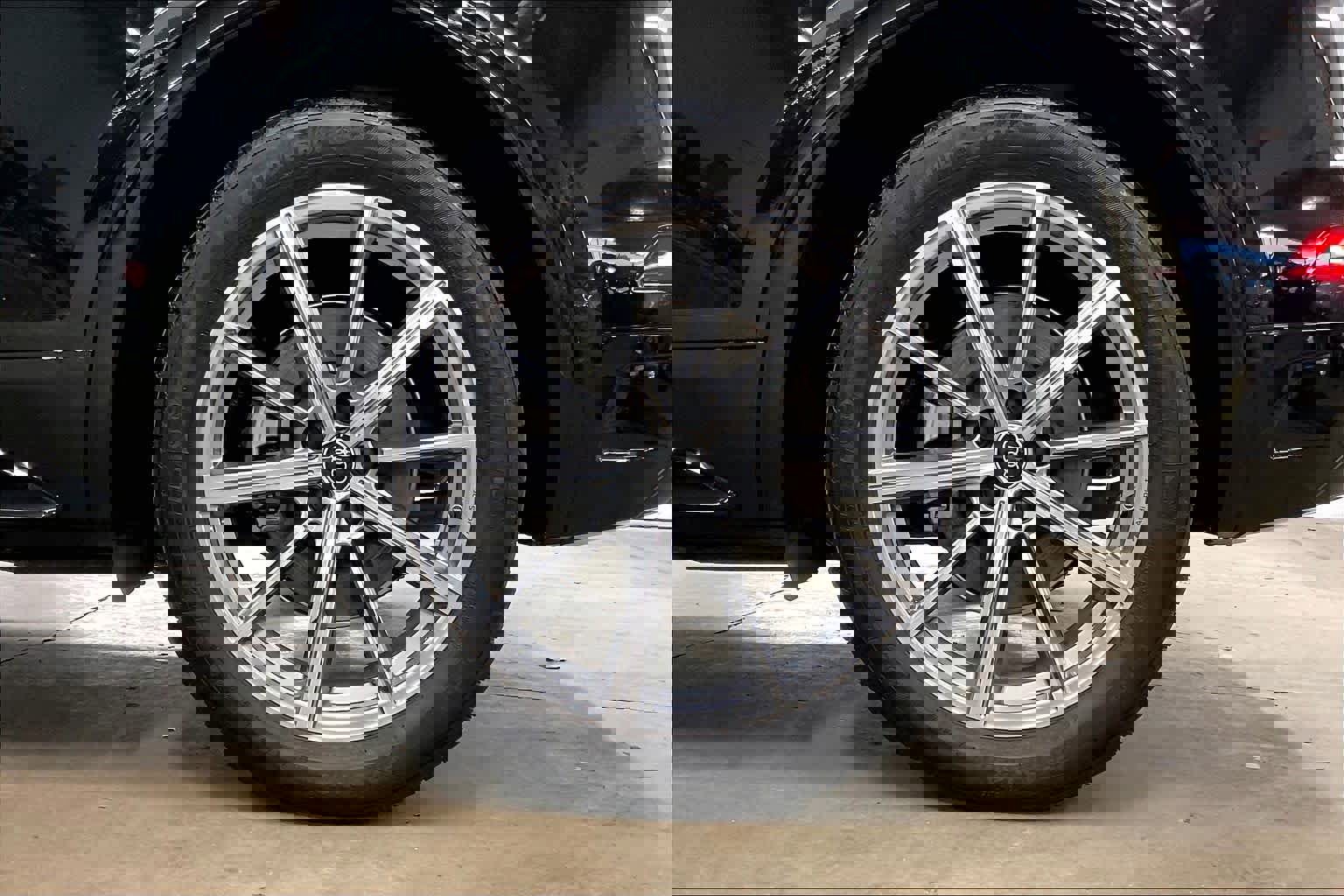 Used 2023 Audi Q5 e Prestige w/ Prestige Package image 11