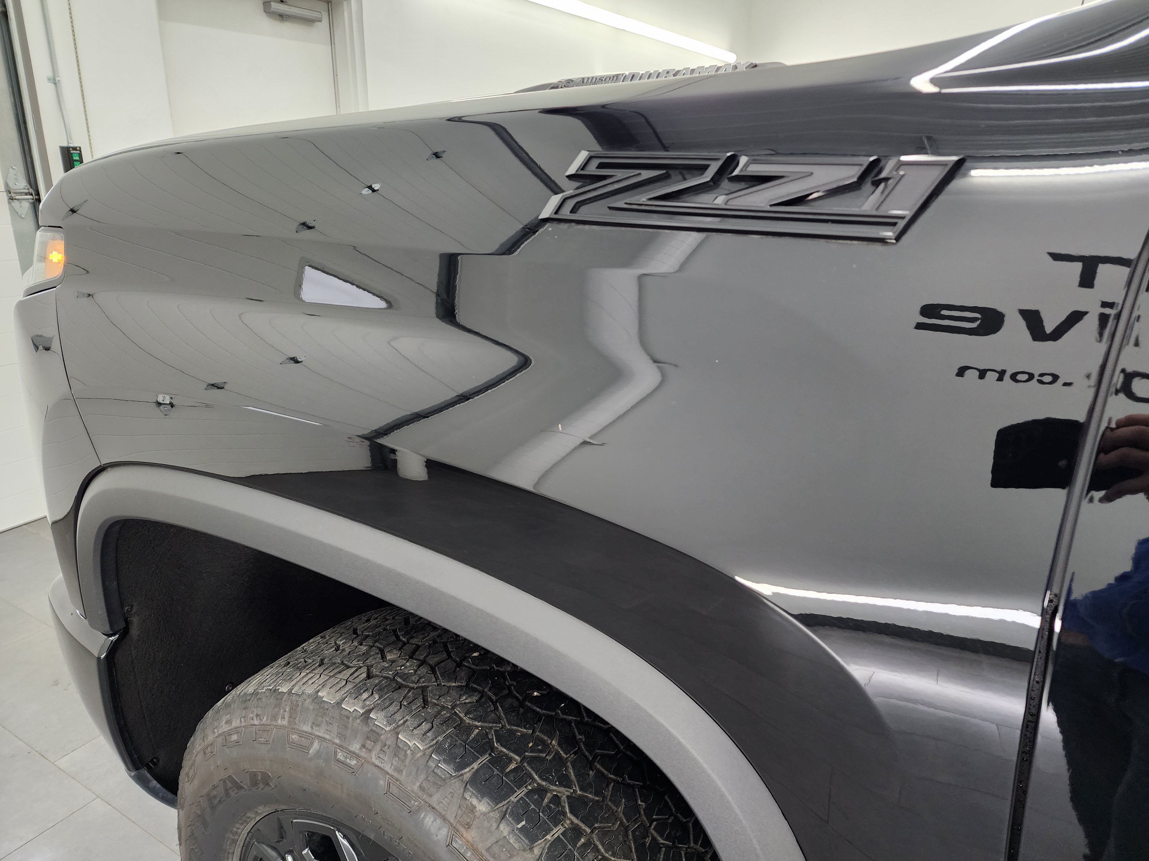 Used 2024 Chevrolet Silverado 2500 LTZ w/ LTZ Plus Package AWD/4WD image 37