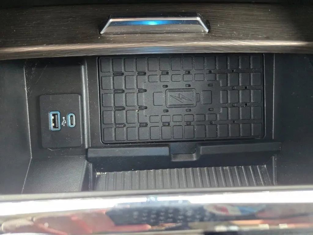 Used 2024 Ford Expedition Max Limited image 23