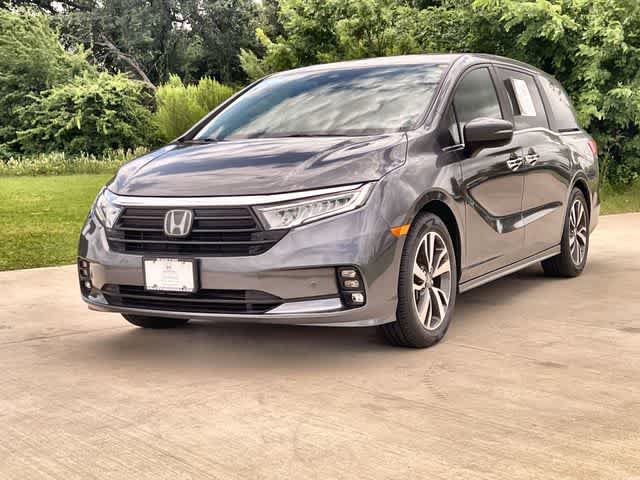 Certified 2024 Honda Odyssey Touring image 2