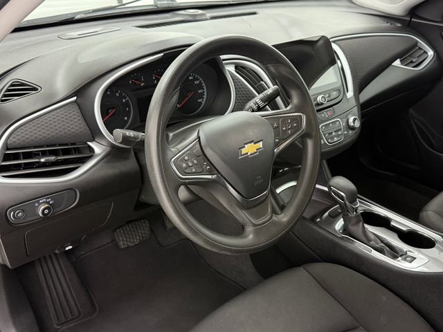 Used 2023 Chevrolet Malibu LT FWD image 8