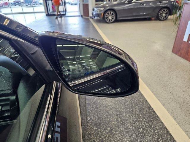 Used 2013 Toyota Camry XLE image 35