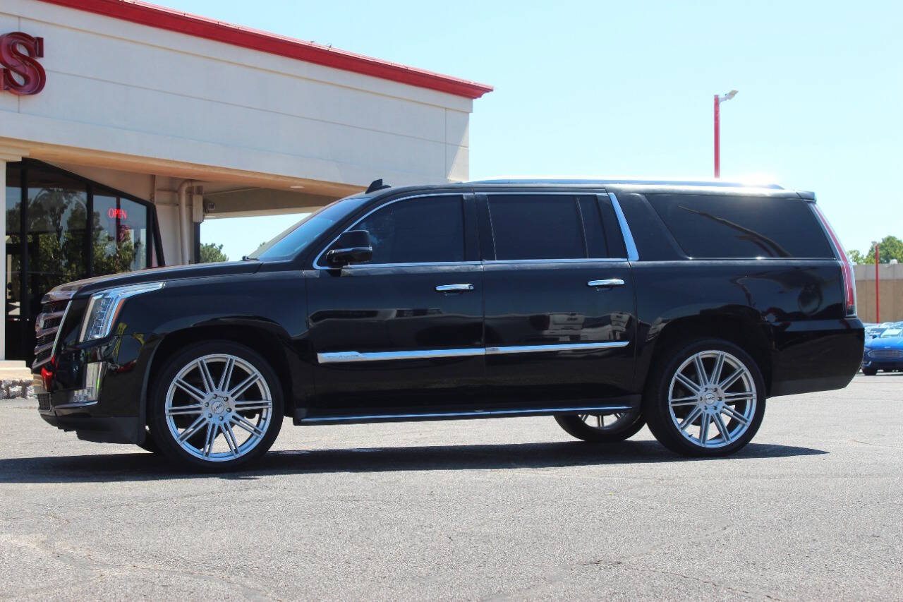 Used 2016 Cadillac Escalade ESV Luxury RWD image 6