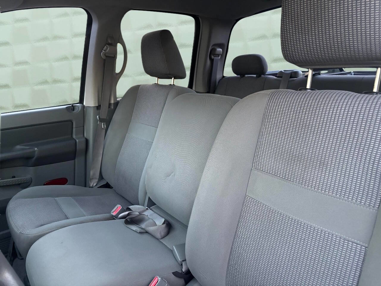Used 2006 Dodge Ram 1500 Truck SLT image 12