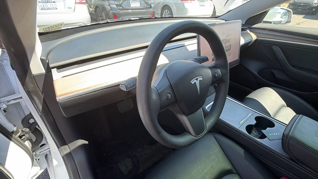 Used 2023 Tesla Model 3 Standard Range RWD image 28