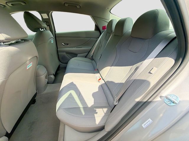 New 2026 Hyundai Elantra SE w/ Cargo Package FWD image 23