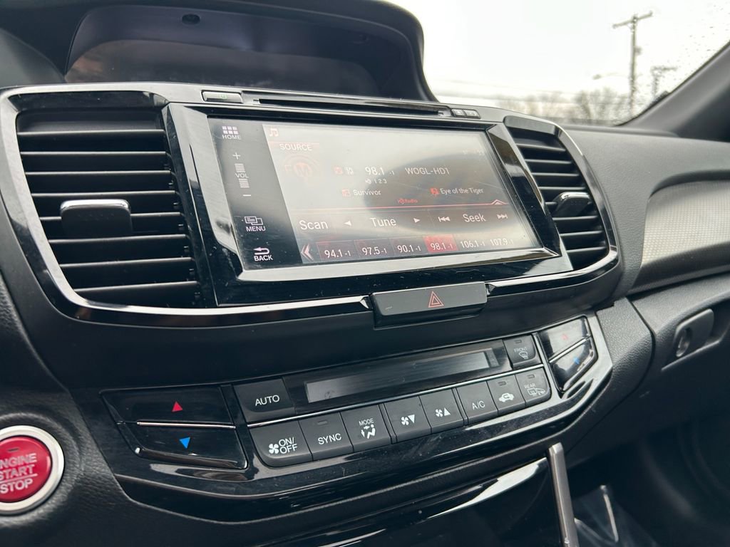 Used 2017 Honda Accord EX-L image 25