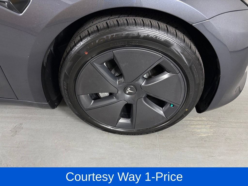 Used 2023 Tesla Model 3 Standard Range RWD image 12