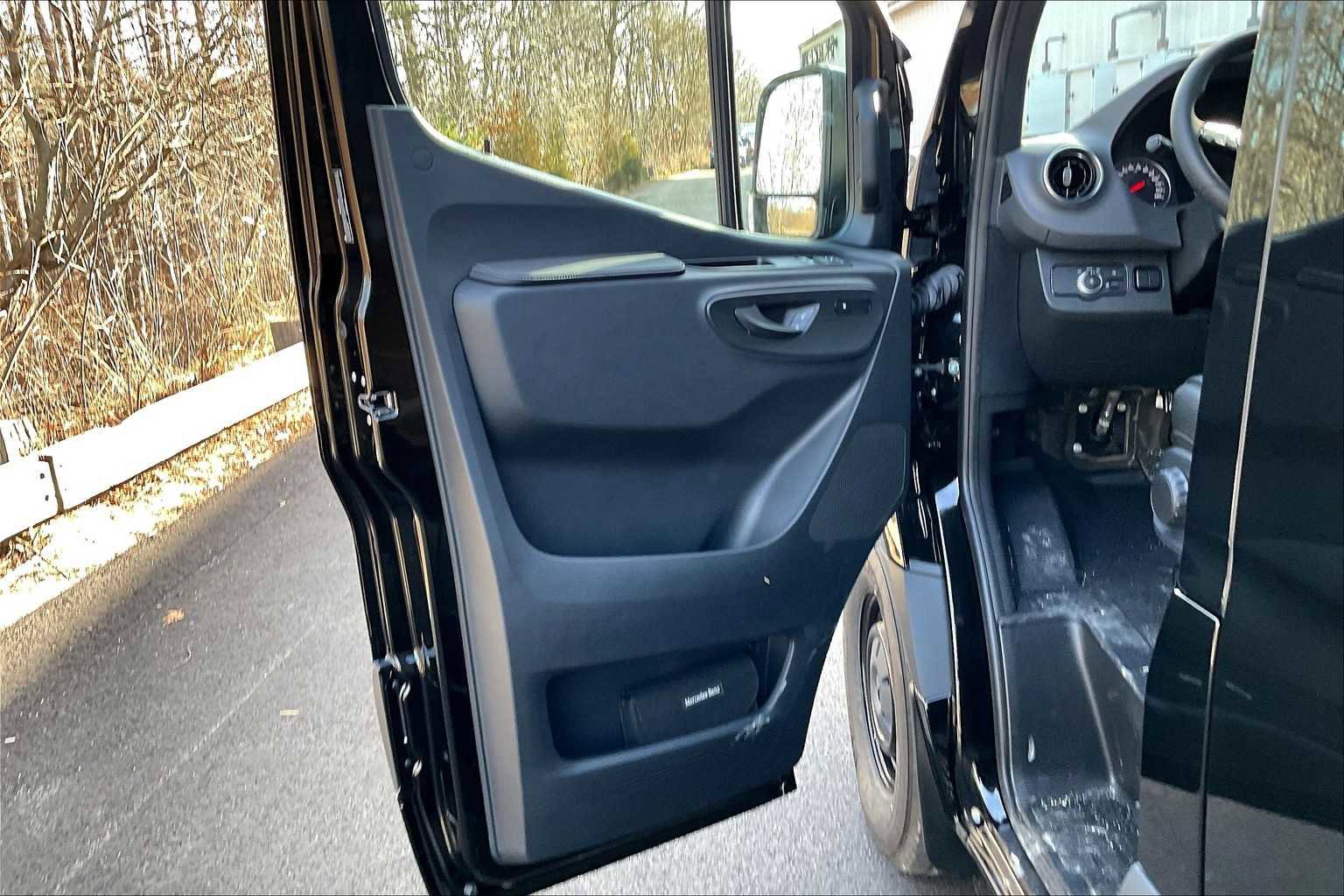 New 2025 Mercedes-Benz Sprinter 2500 image 12