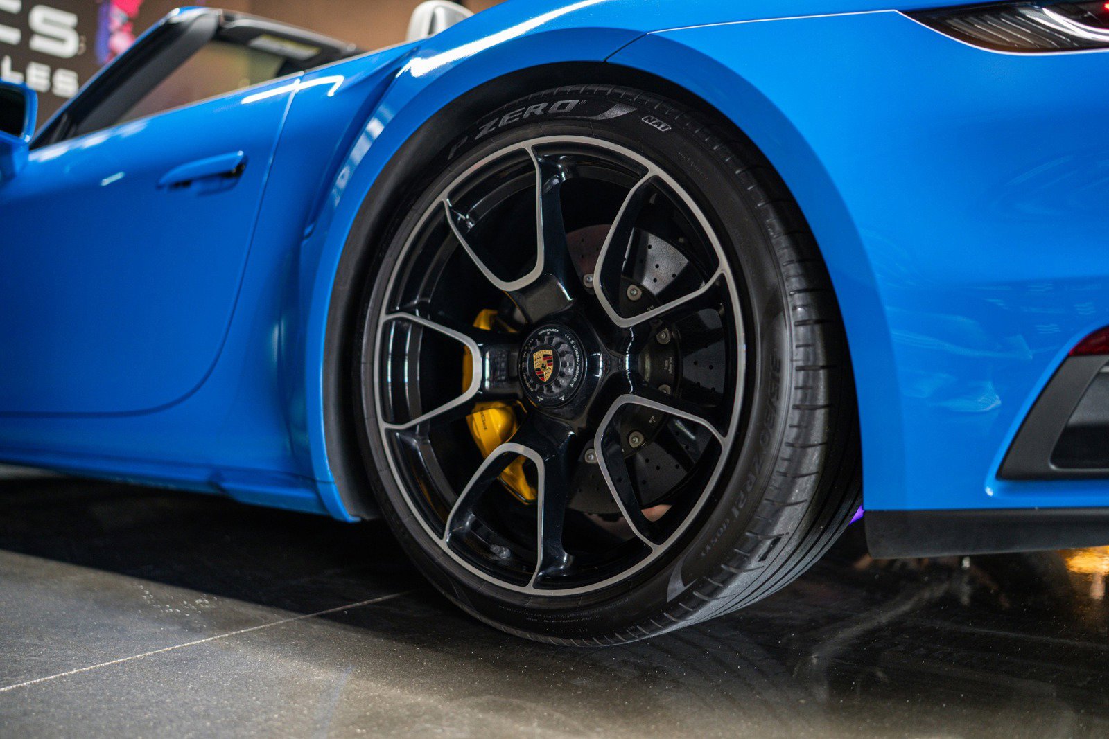 Used 2022 Porsche 911 Turbo S AWD/4WD image 17