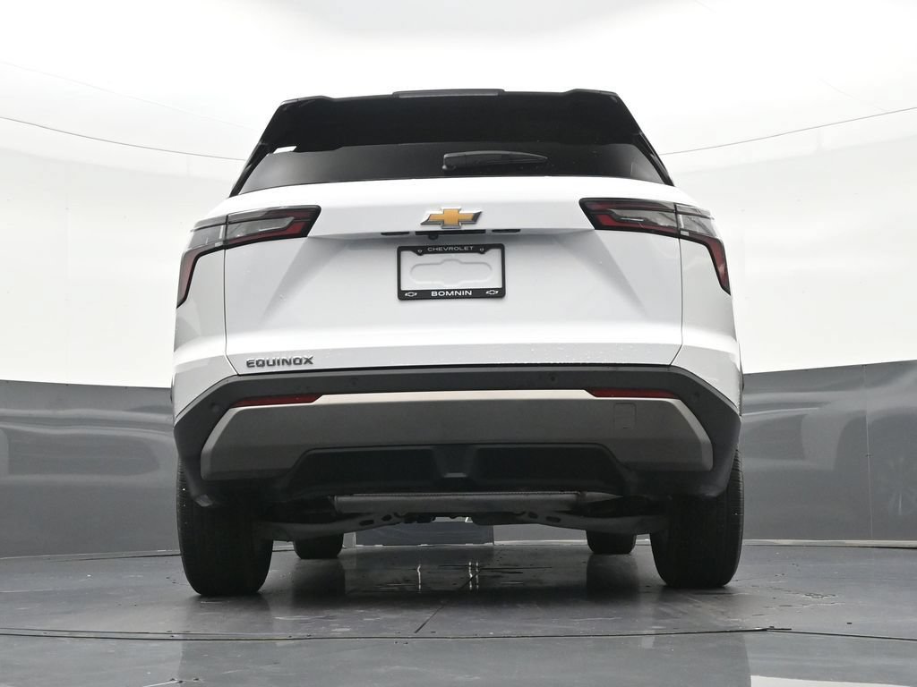 Used 2026 Chevrolet Equinox LT AWD/4WD image 27