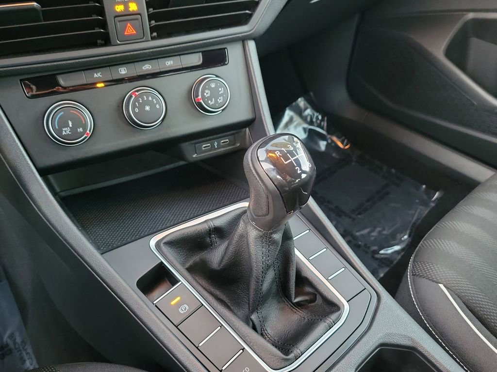 Certified 2022 Volkswagen Jetta Sport image 22