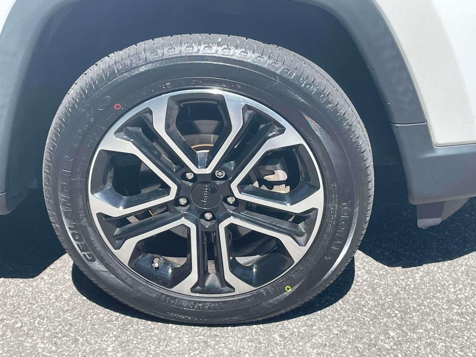 Used 2022 Jeep Compass Limited AWD/4WD image 9