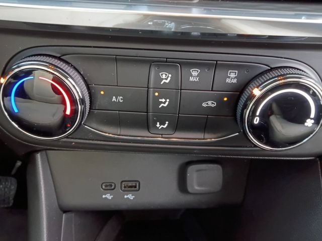 Used 2024 Buick Encore GX Preferred FWD image 4
