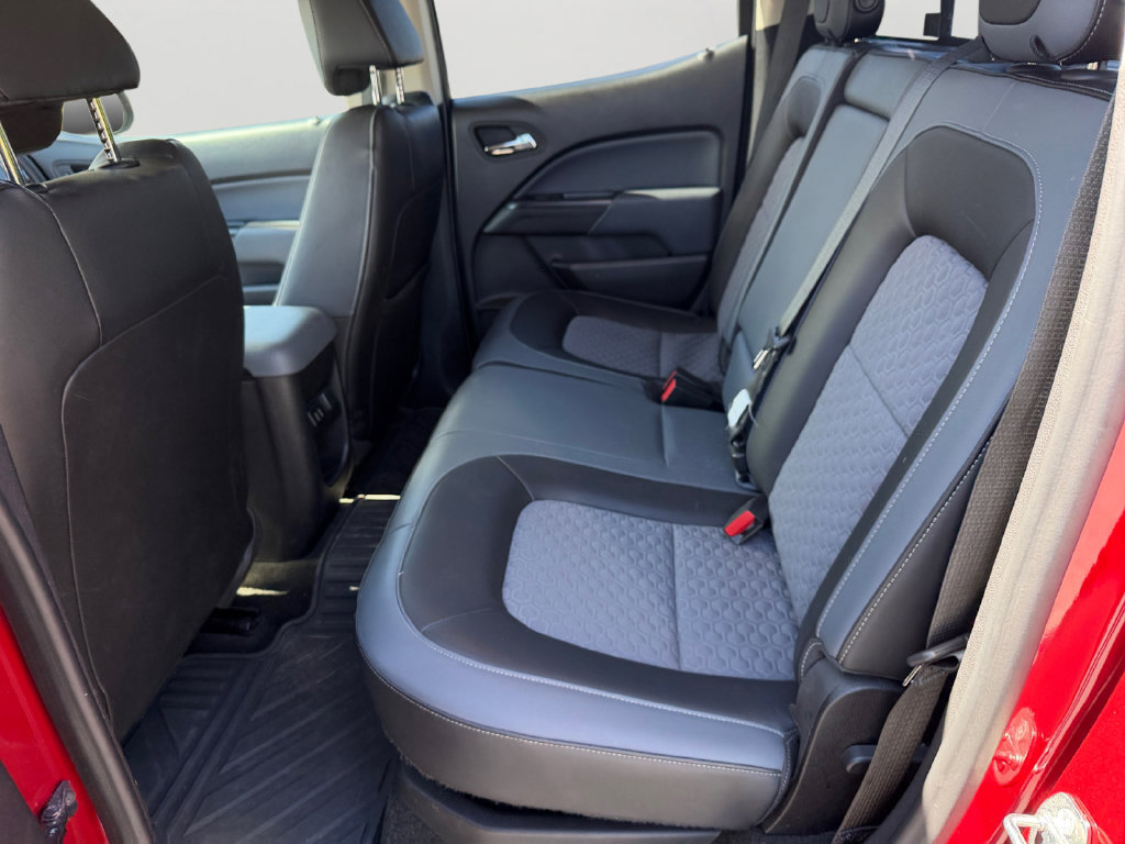 Used 2016 Chevrolet Colorado Z71 AWD/4WD image 14
