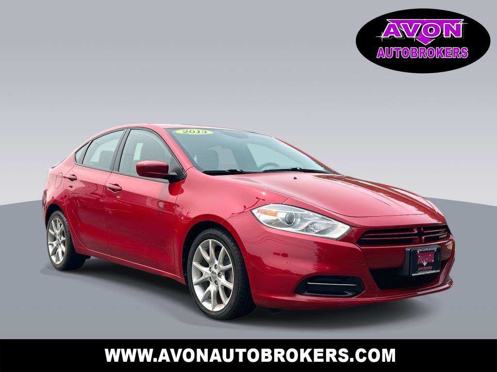 Used 2013 Dodge Dart SXT w/ Popular Equipment Group image 1