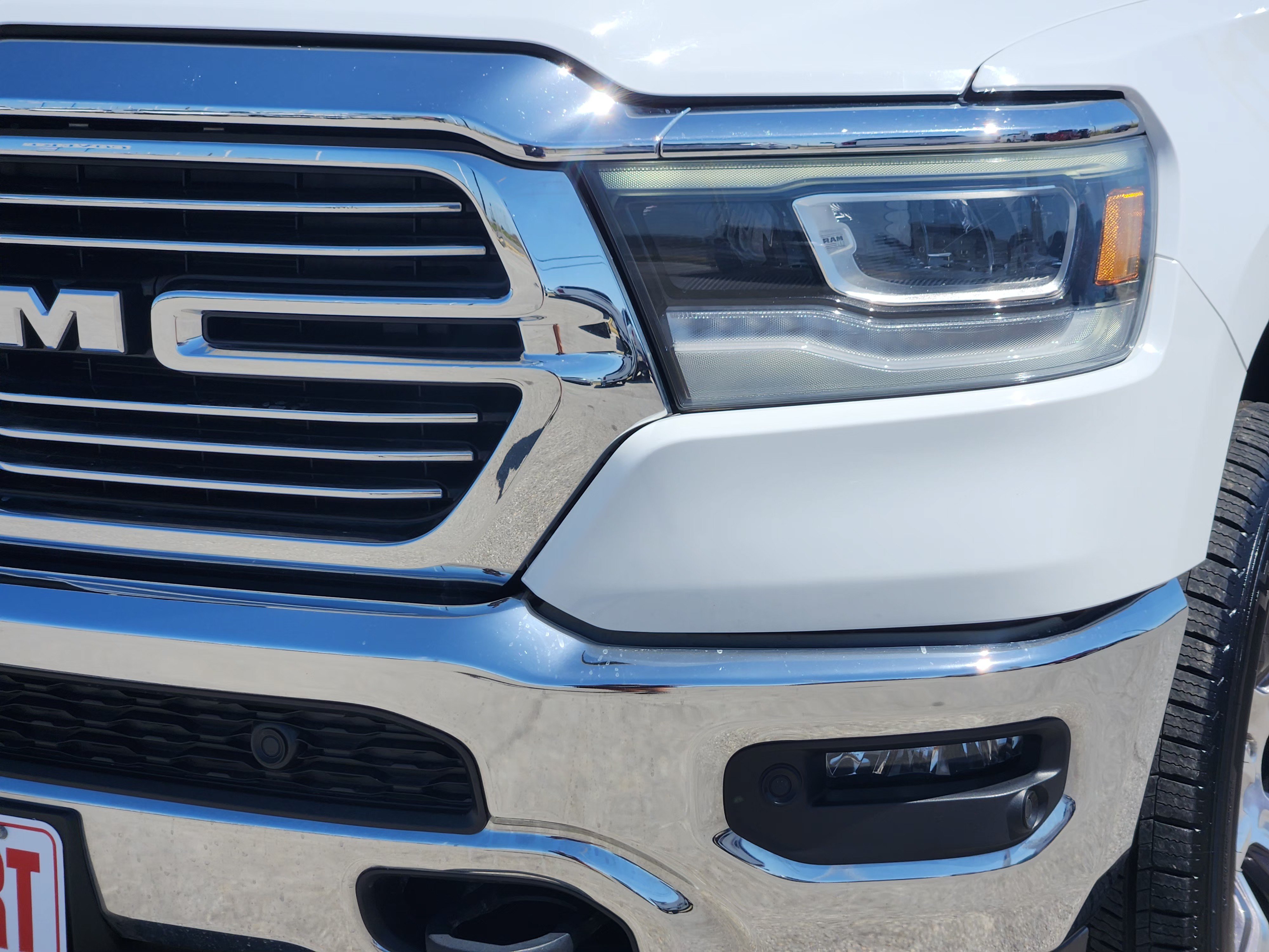 Used 2023 RAM 1500 Laramie AWD/4WD image 8