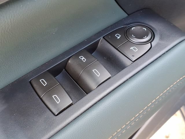 New 2026 GMC Terrain AT4 w/ Technology Package II AWD/4WD image 16