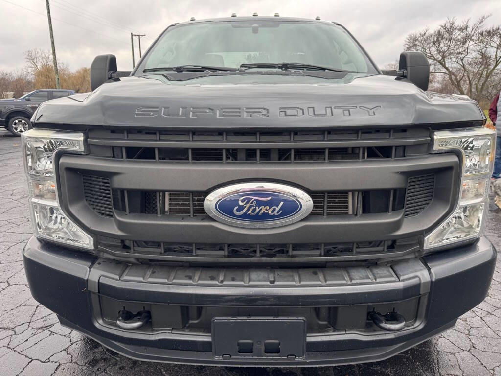 Used 2021 Ford F350 XL w/ Power Equipment Group image 3