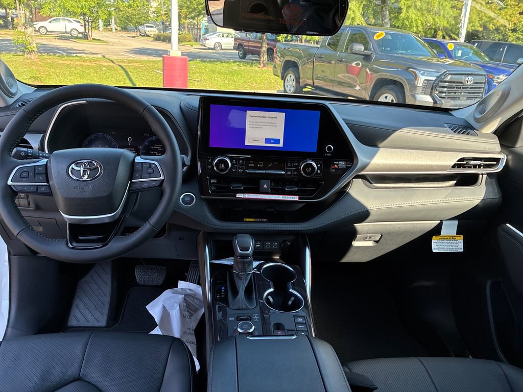 New 2026 Toyota Highlander Limited AWD/4WD image 19
