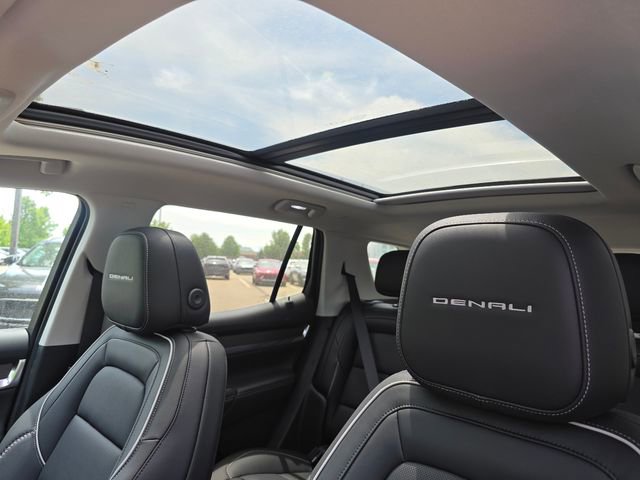 New 2026 GMC Terrain Denali AWD/4WD image 4