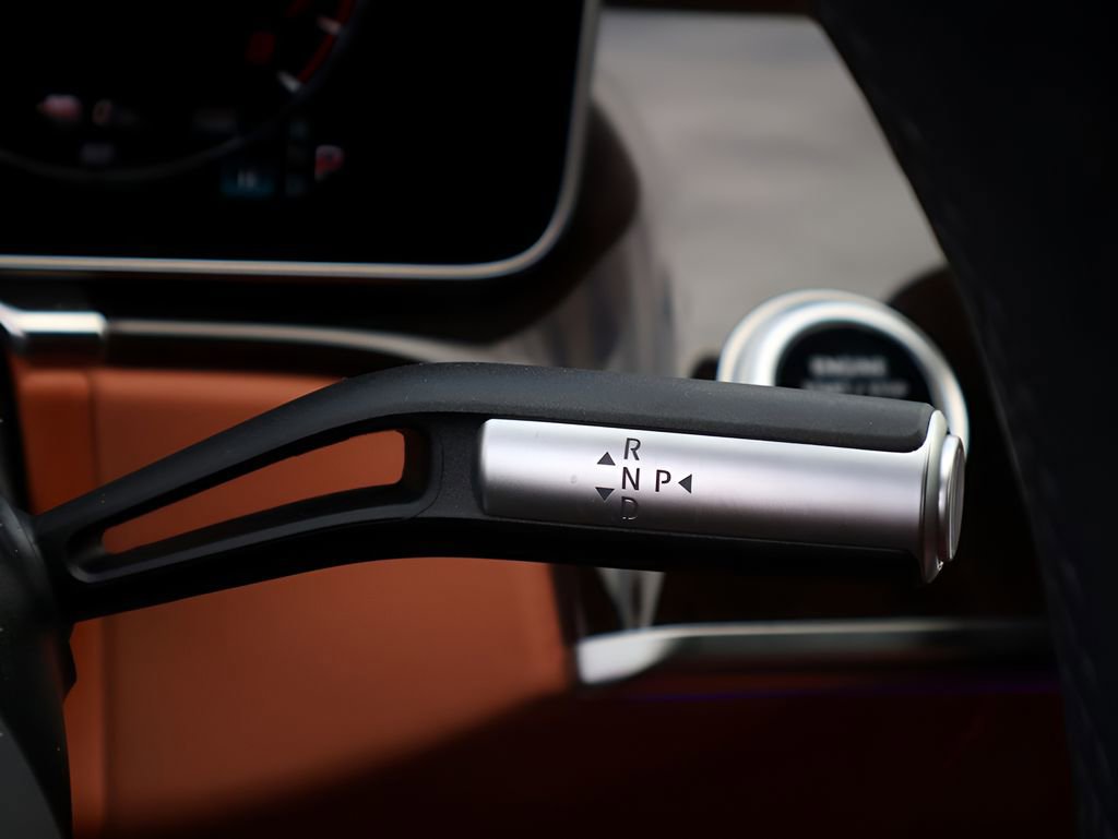 Certified 2025 Mercedes-Benz S 580e 4MATIC Sedan image 32