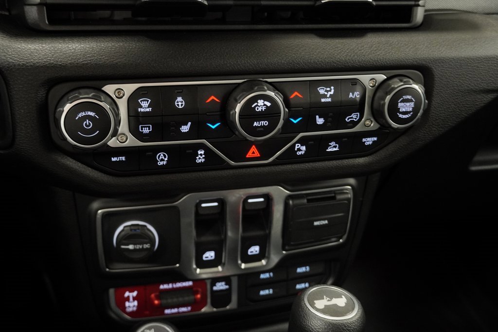 Certified 2024 Jeep Wrangler Willys image 30