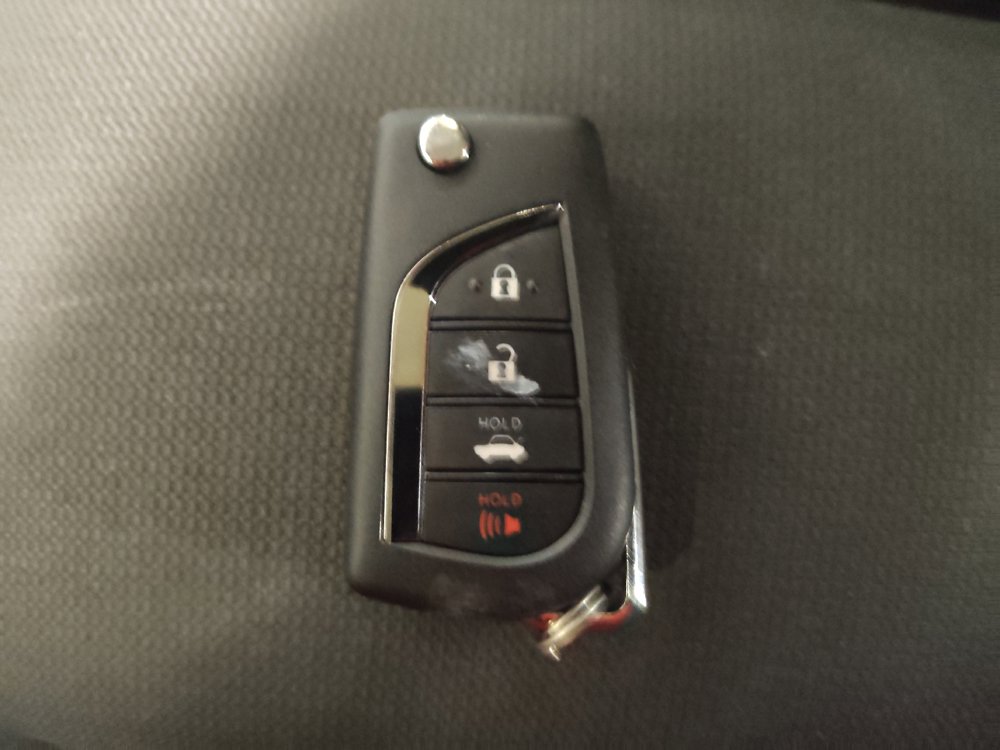 Used 2024 Toyota Corolla LE FWD image 32