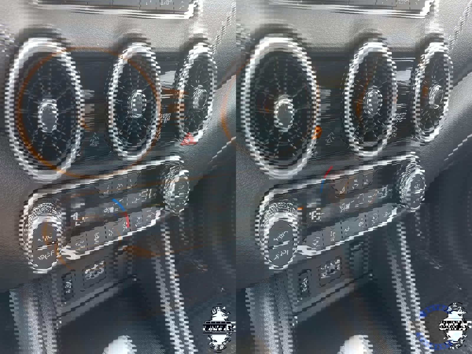 Used 2025 Nissan Sentra SV w/ All-Weather Package image 19