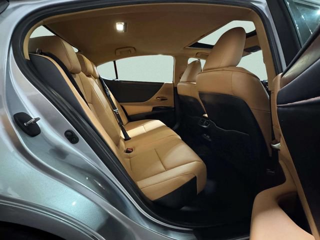 Used 2025 Lexus ES 350 w/ Premium Package FWD image 24