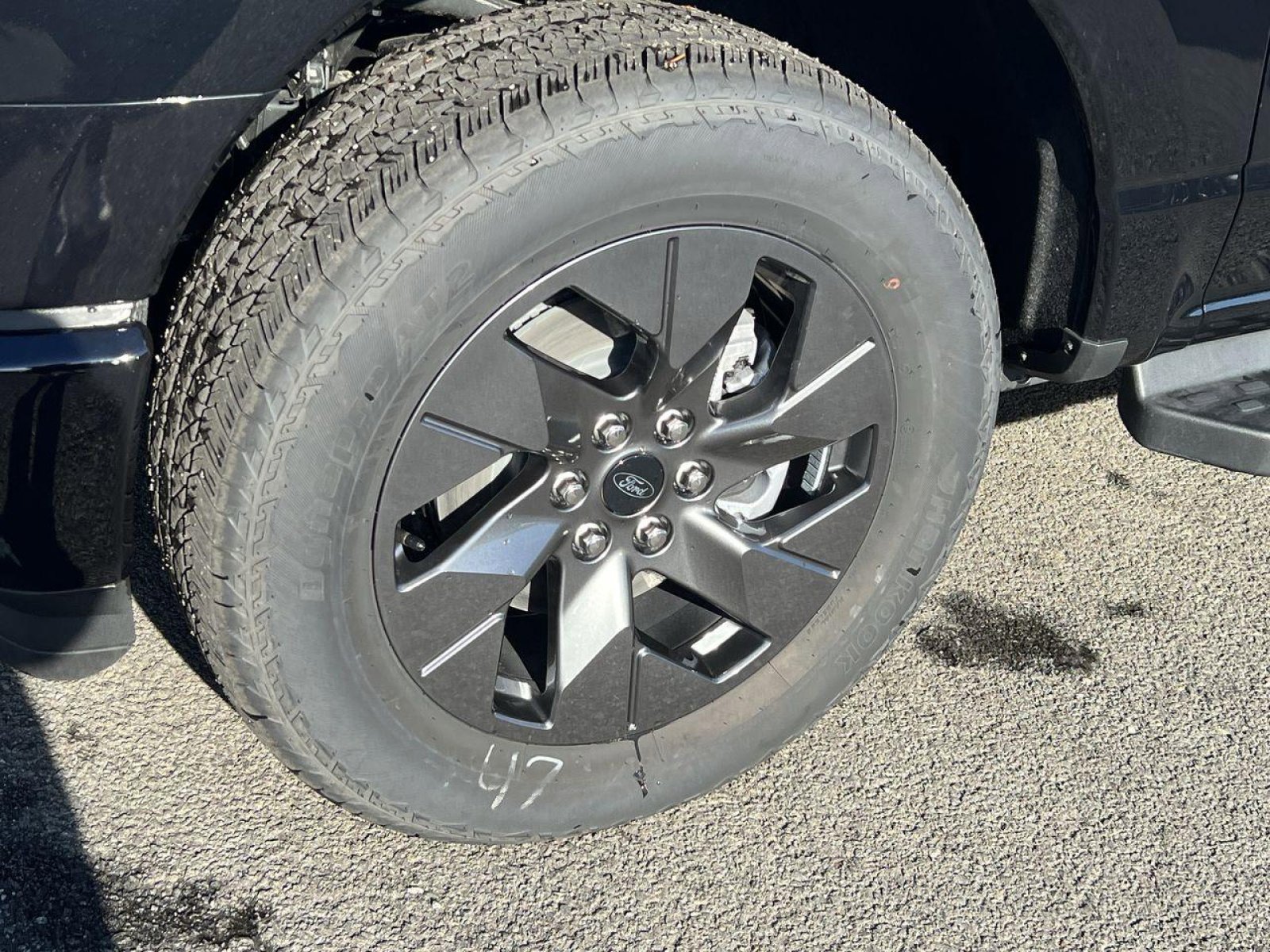 New 2024 Ford F150 Lightning XLT w/ Max Trailer Tow Package image 12