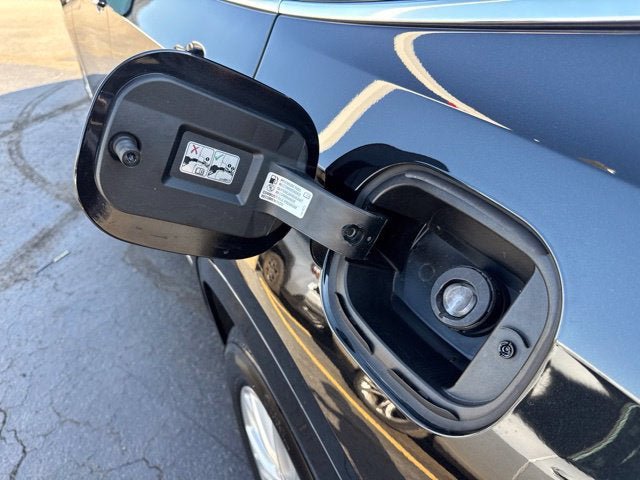 Used 2025 Cadillac XT6 Luxury FWD image 20
