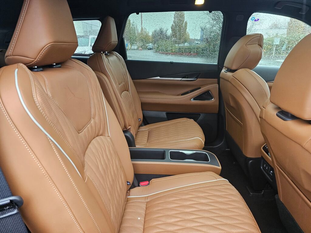 New 2026 INFINITI QX60 Autograph image 15